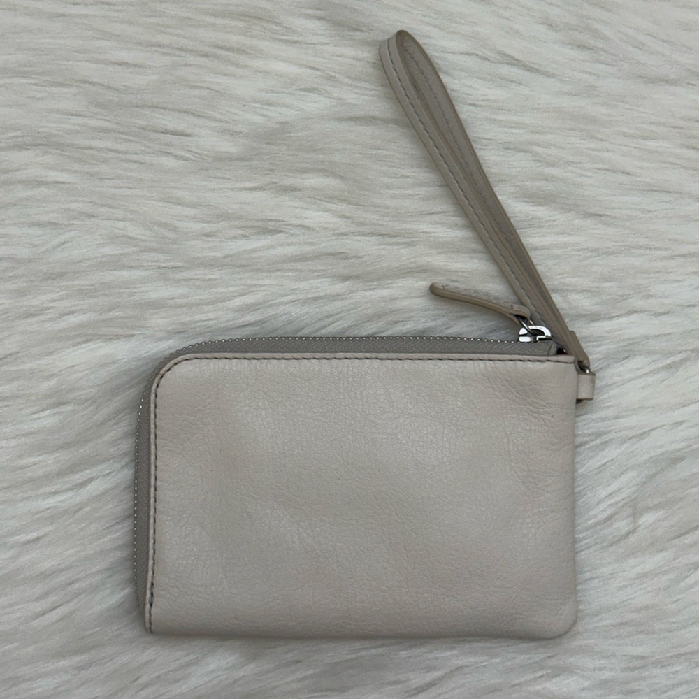 MICHELE - GREY WHITE WRISTLET ZIP BAG - Picture 4 of 11